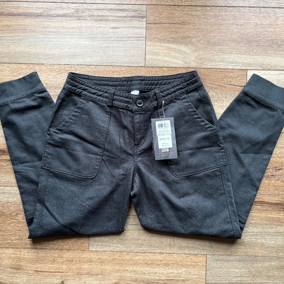 Mountain Hardwear Pants - NWT- MOUNTAIN HARDWARE Women’s Storrie Lake EXS Pants, Size 8, Charcoal Grey